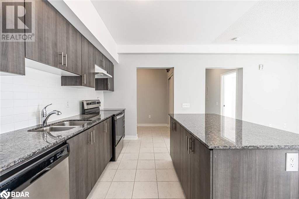 215 - 4 SPICE WAY Image 6