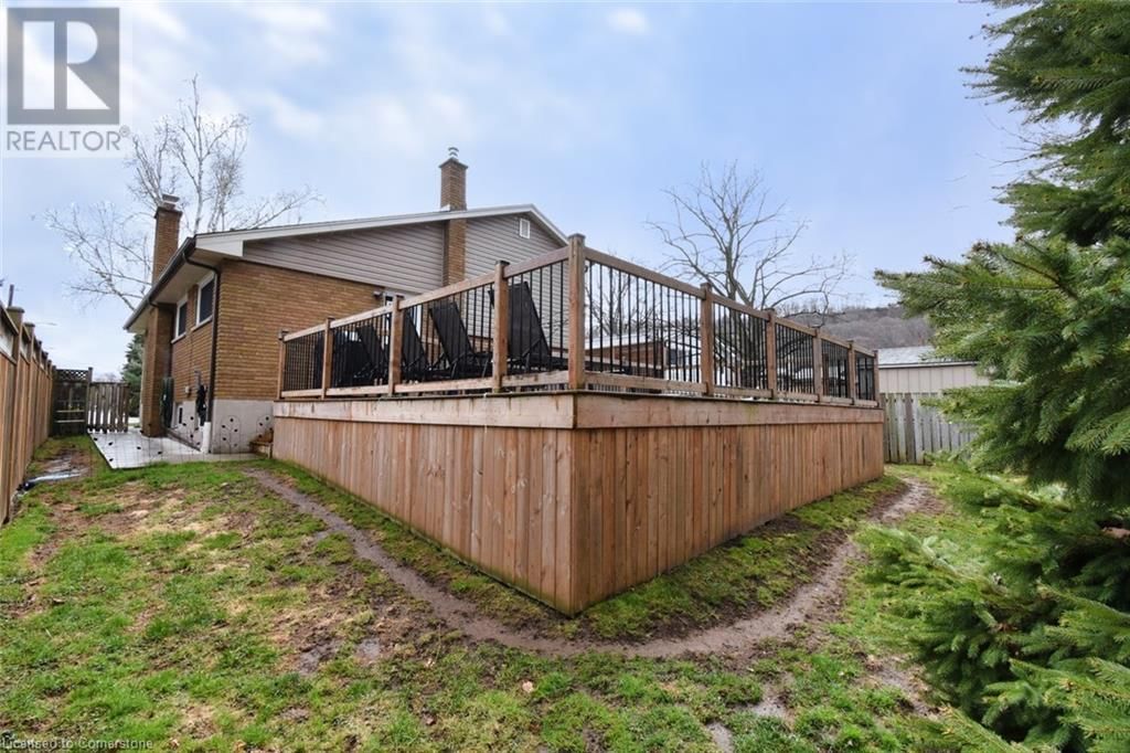 6 BRIERWOOD AVENUE Image 24