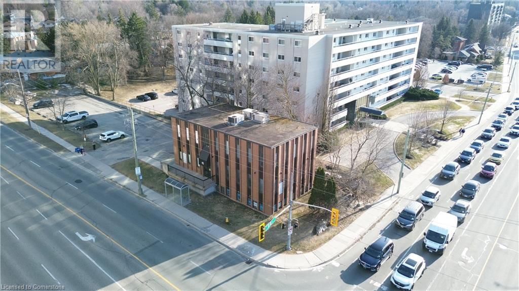 101 - 15 WESTMOUNT ROAD SOUTH Image 14