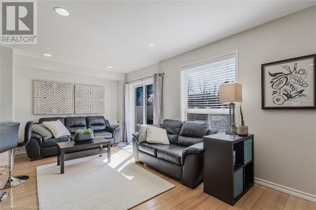 66 FOXBOROUGH DRIVE Image 14