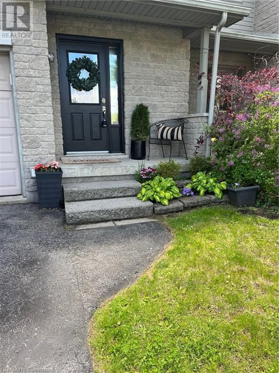 66 FOXBOROUGH DRIVE Image 2