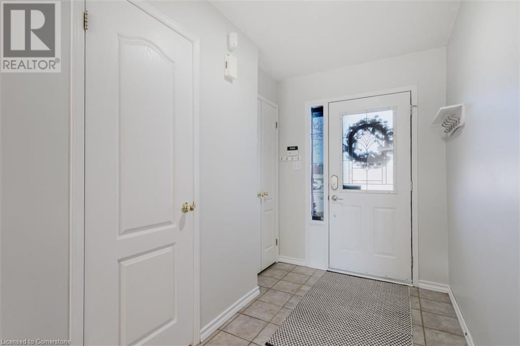66 FOXBOROUGH DRIVE Image 5