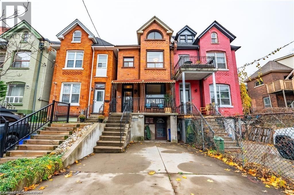 166 CATHARINE STREET NORTH Image 1