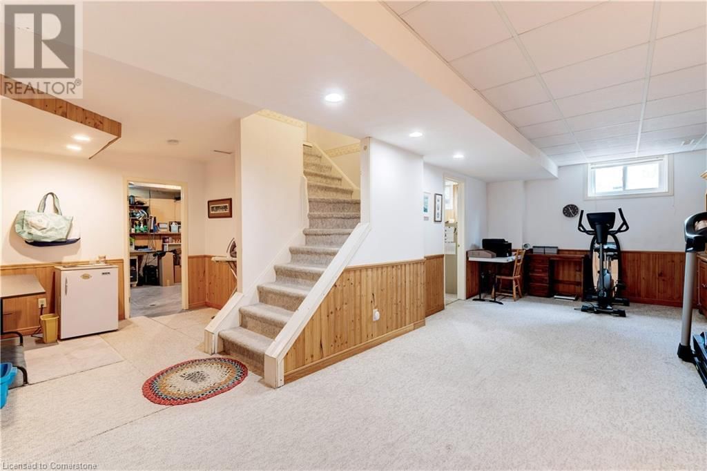 2251 MANSFIELD DRIVE Image 36