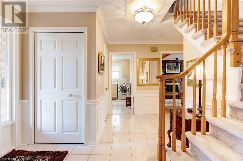 2251 MANSFIELD DRIVE Image 4