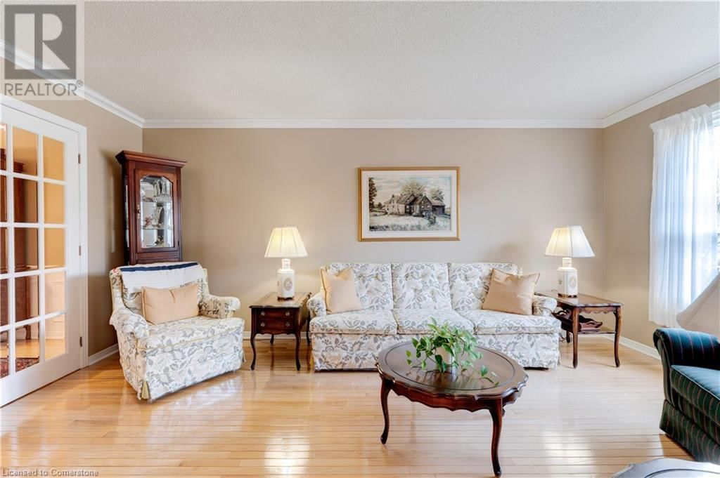 2251 MANSFIELD DRIVE Image 6