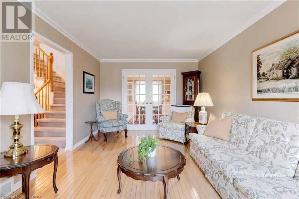 2251 MANSFIELD DRIVE Image 8