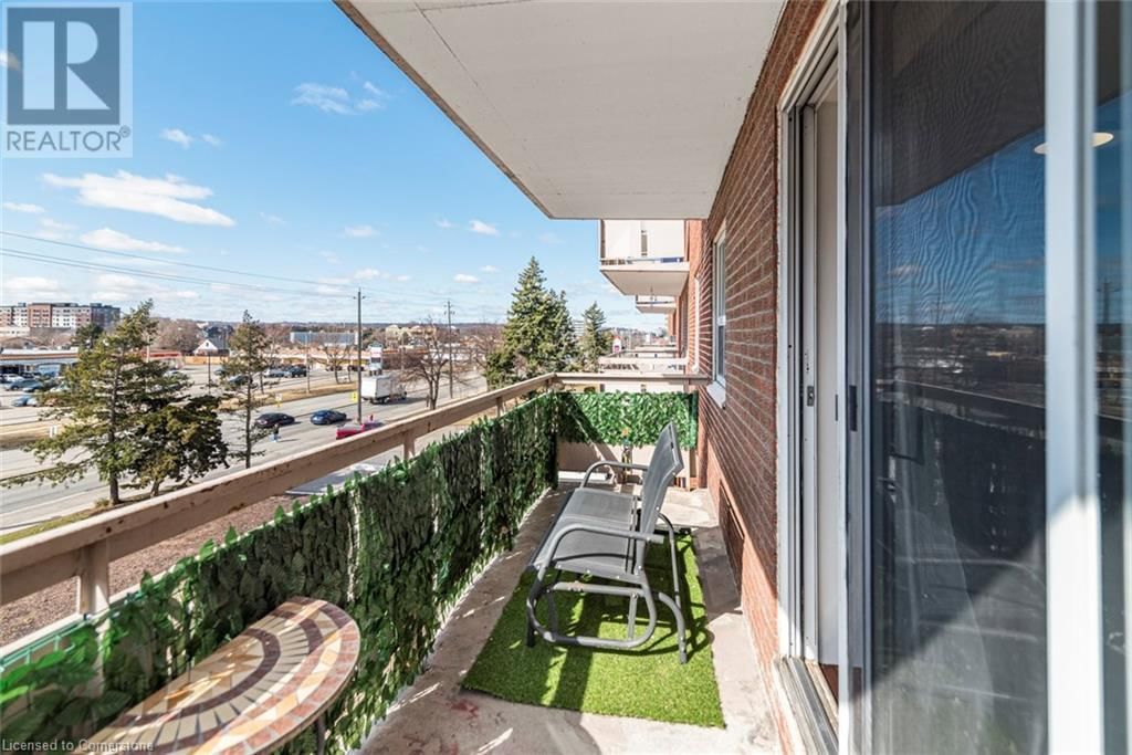 404 - 851 QUEENSTON ROAD Image 26