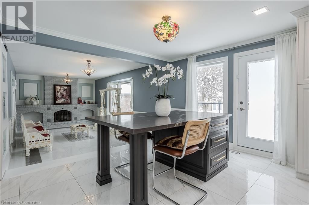 10 KARENDALE CRESCENT Image 22