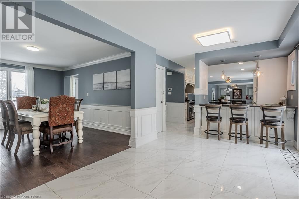 10 KARENDALE CRESCENT Image 24