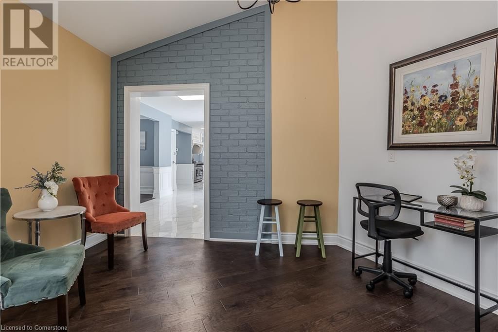 10 KARENDALE CRESCENT Image 26