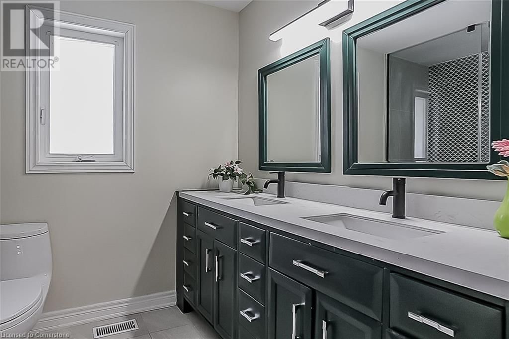 10 KARENDALE CRESCENT Image 38