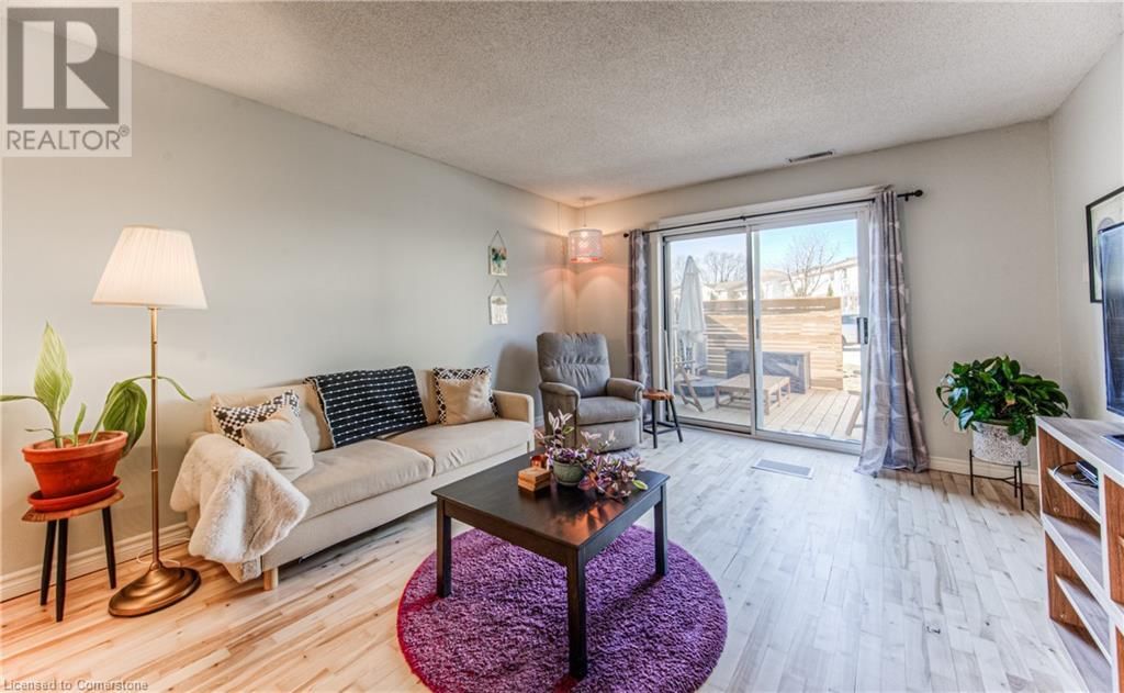 D - 651 ALBERT STREET Image 16