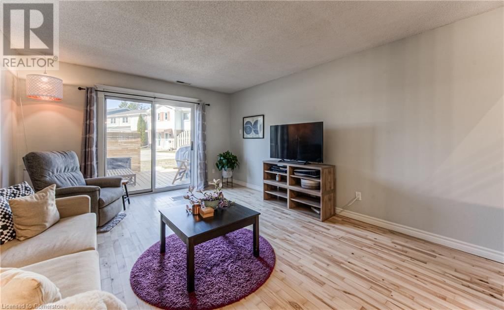 D - 651 ALBERT STREET Image 17