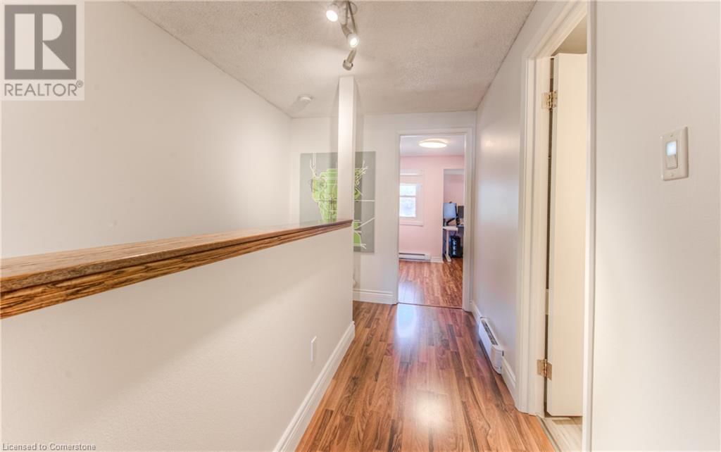 D - 651 ALBERT STREET Image 24