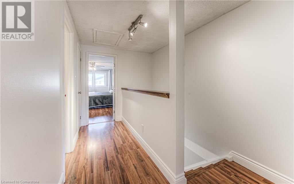 D - 651 ALBERT STREET Image 27