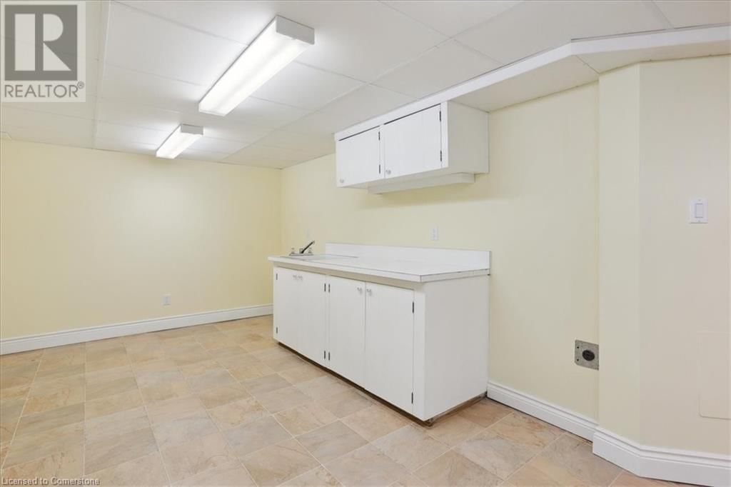 947 GLENWOOD AVENUE Image 33