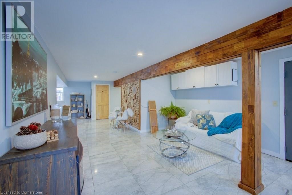 179482 GREY ROAD 17 Image 31