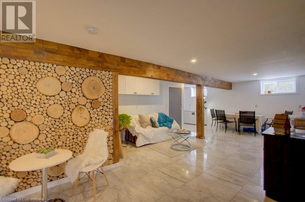 179482 GREY ROAD 17 Image 33