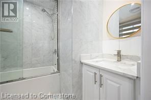 48 LARCHWOOD CIRCLE Image 18
