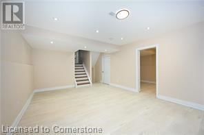 48 LARCHWOOD CIRCLE Image 27