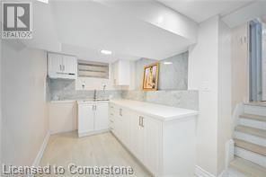 48 LARCHWOOD CIRCLE Image 35