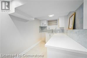 48 LARCHWOOD CIRCLE Image 36
