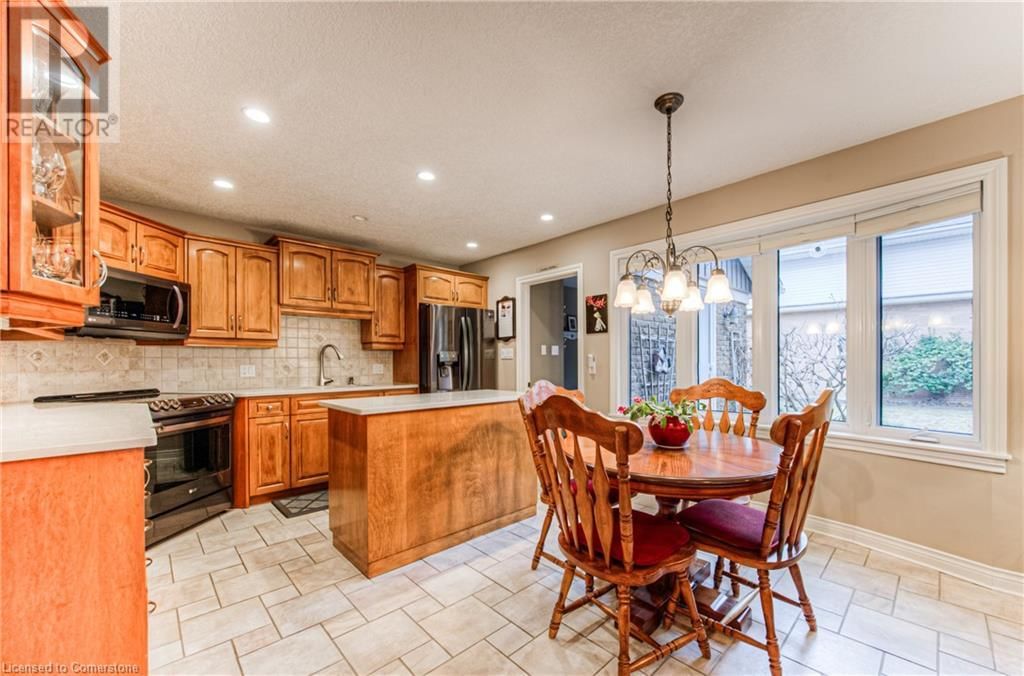 173 RIPPLEWOOD CRESCENT Image 7