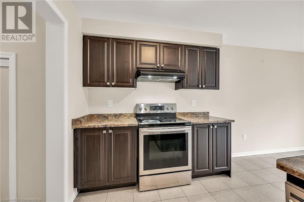 36 SUMAC DRIVE Image 17