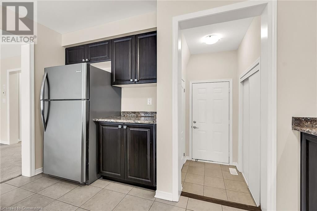 36 SUMAC DRIVE Image 20
