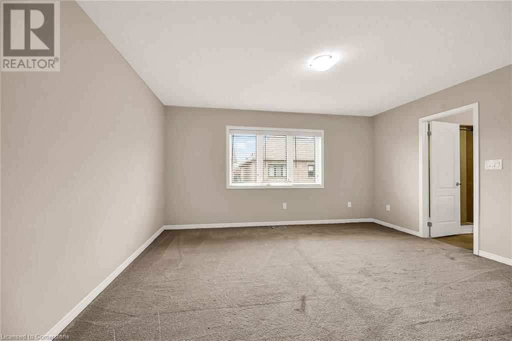 36 SUMAC DRIVE Image 23
