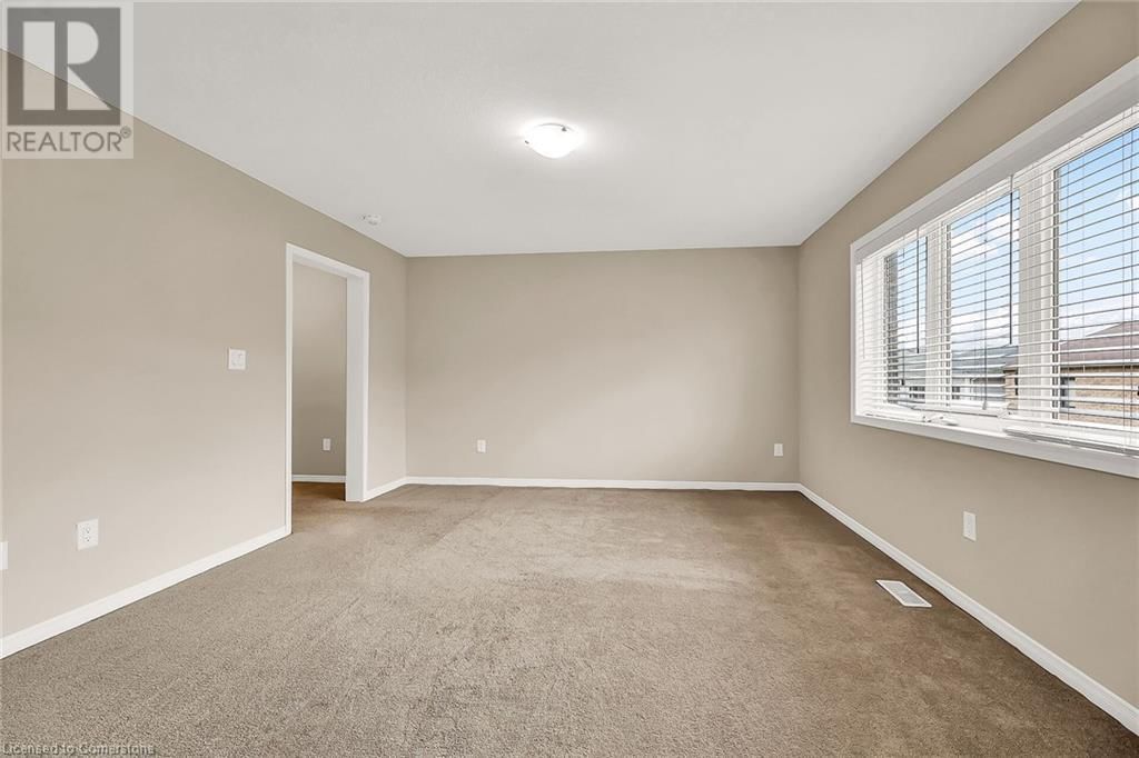 36 SUMAC DRIVE Image 24