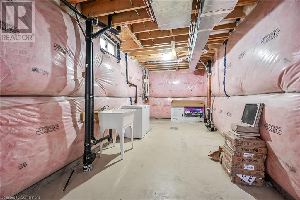 36 SUMAC DRIVE Image 41