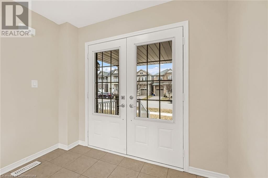 36 SUMAC DRIVE Image 6