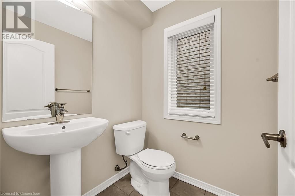 36 SUMAC DRIVE Image 7