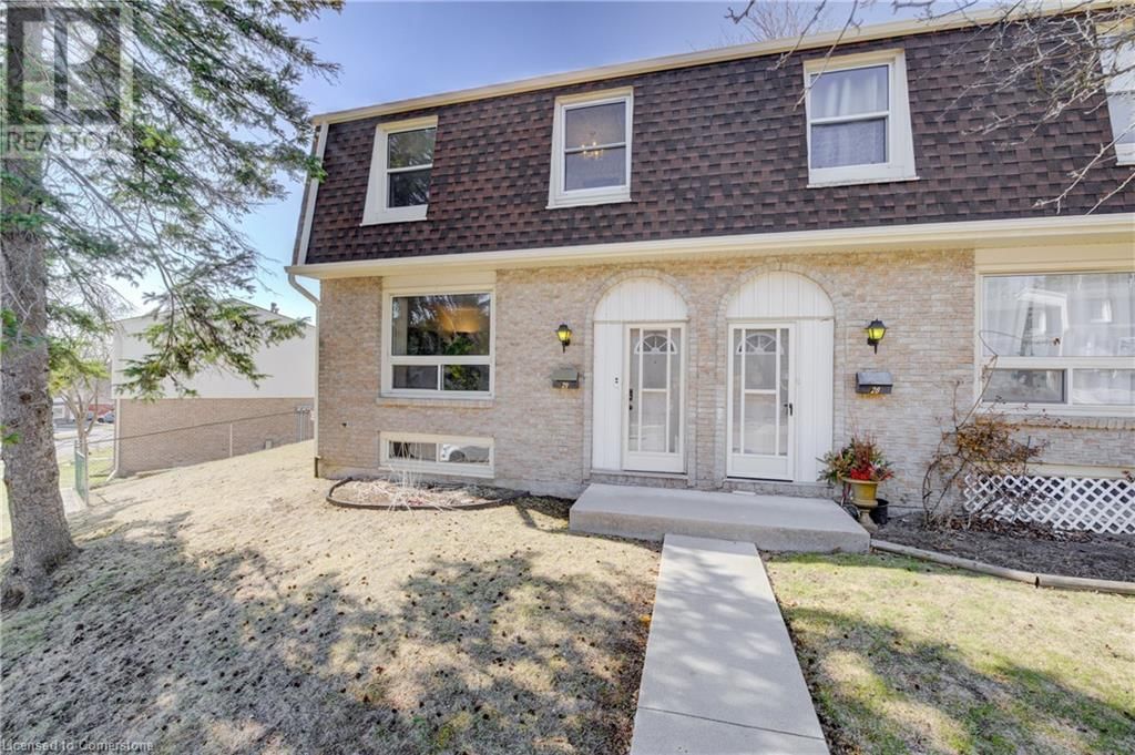 29 - 165 GREEN VALLEY DRIVE Image 2
