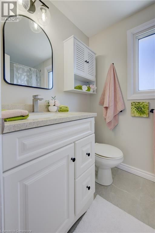 29 - 165 GREEN VALLEY DRIVE Image 27