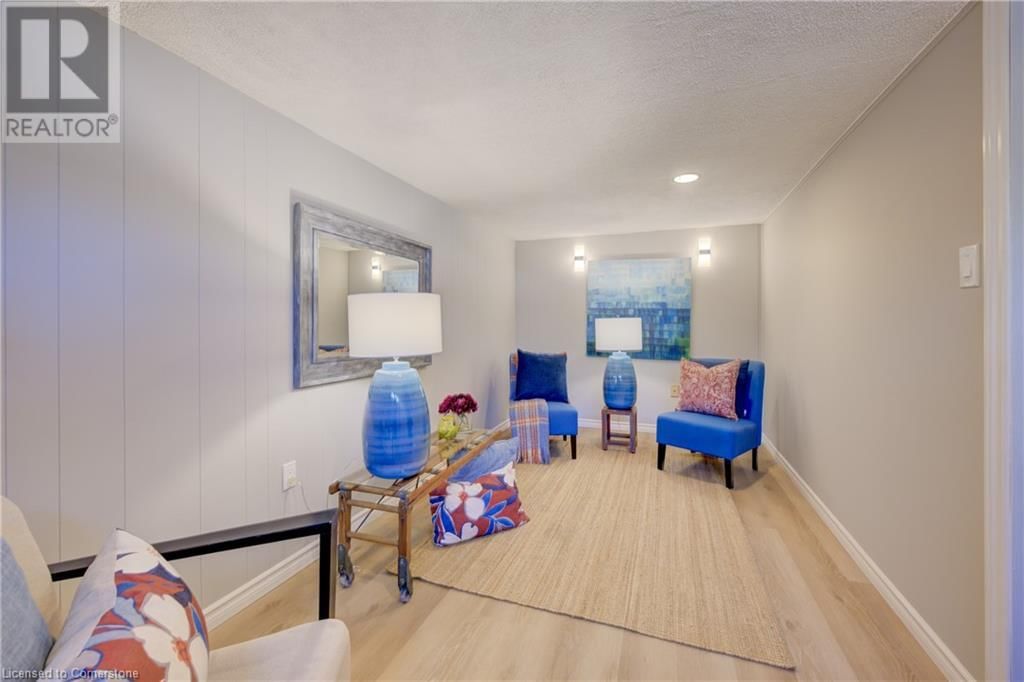 29 - 165 GREEN VALLEY DRIVE Image 30