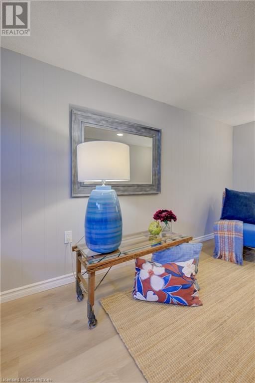 29 - 165 GREEN VALLEY DRIVE Image 31