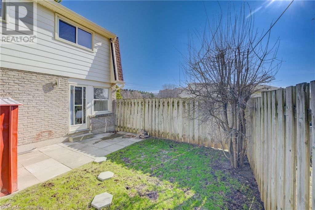 29 - 165 GREEN VALLEY DRIVE Image 36