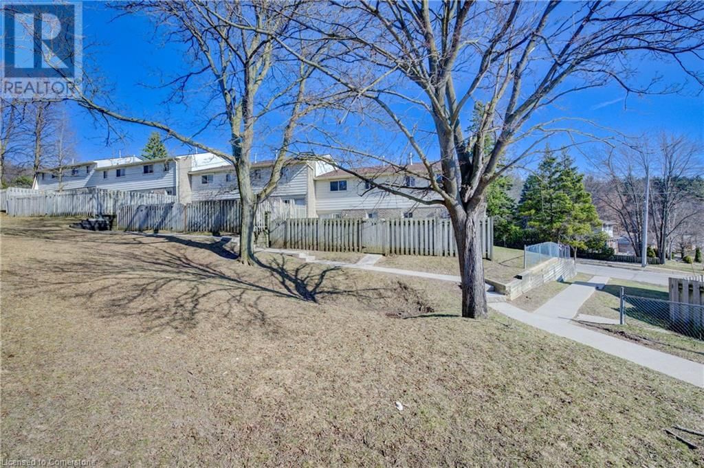 29 - 165 GREEN VALLEY DRIVE Image 40