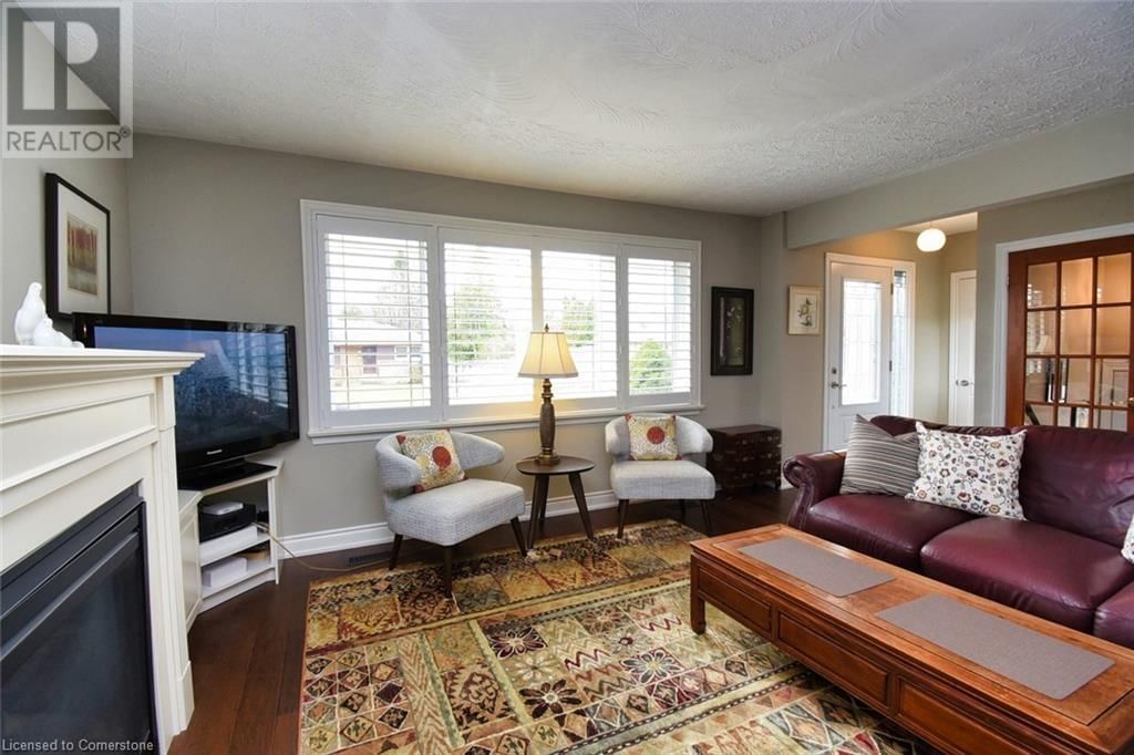 733 ASHLEY AVENUE Image 10
