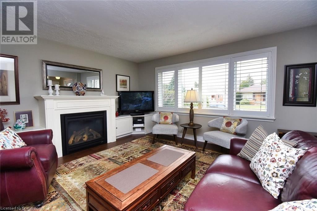 733 ASHLEY AVENUE Image 11