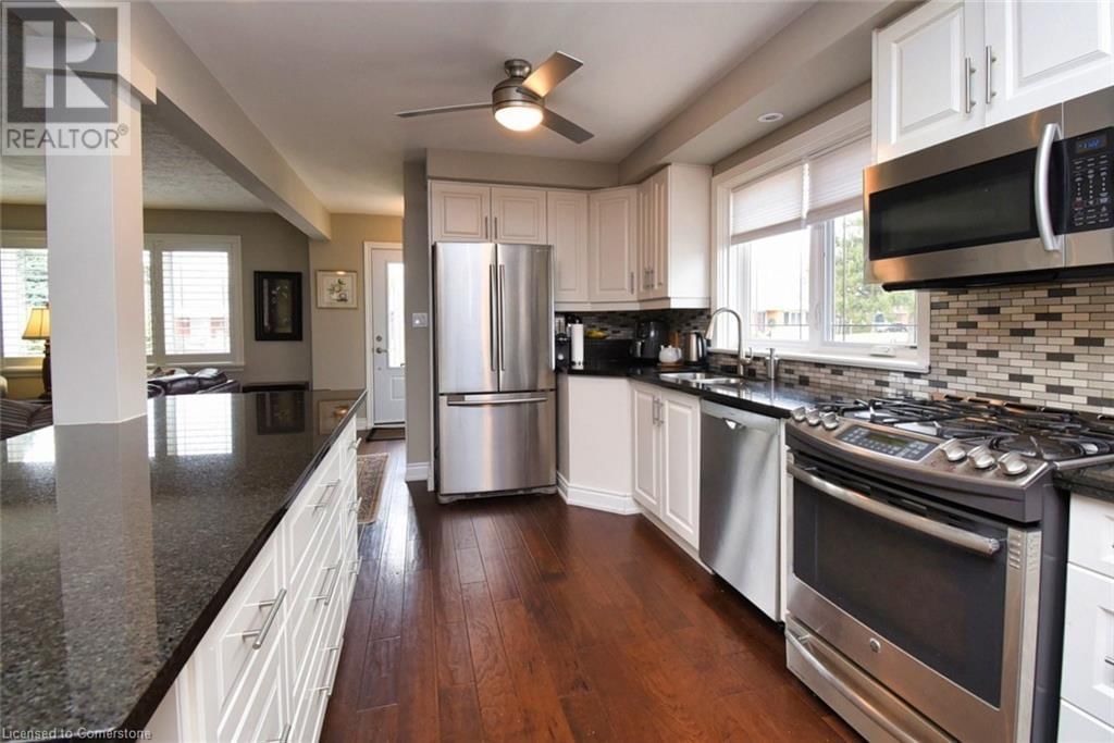 733 ASHLEY AVENUE Image 17