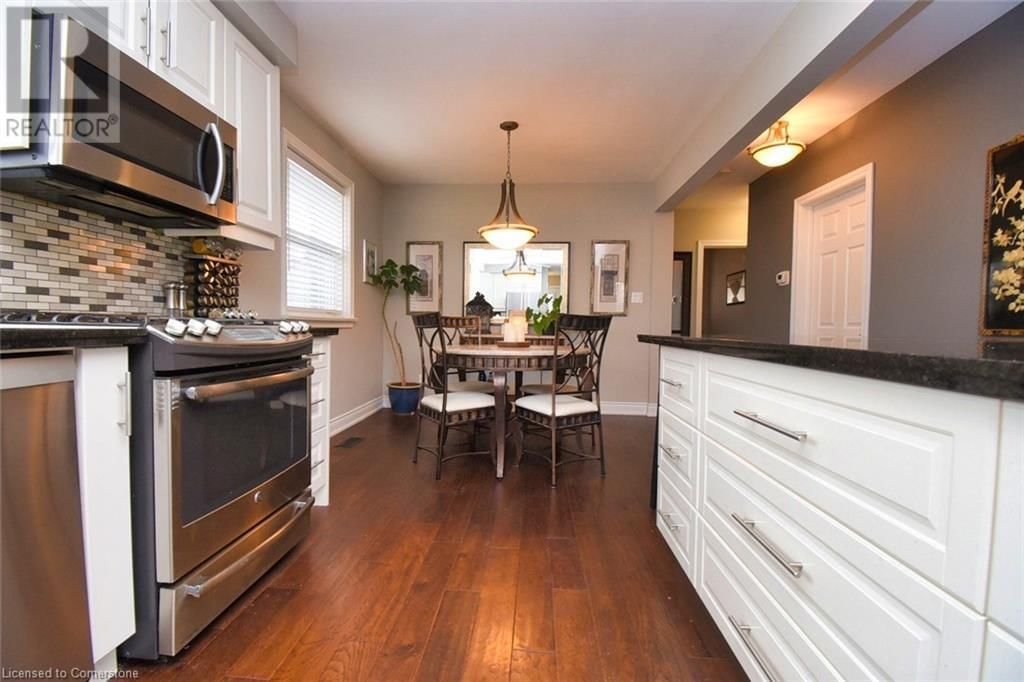 733 ASHLEY AVENUE Image 19