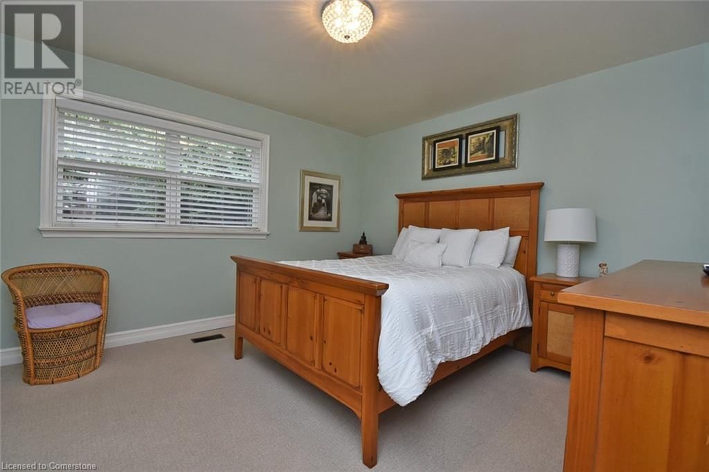 733 ASHLEY AVENUE Image 22
