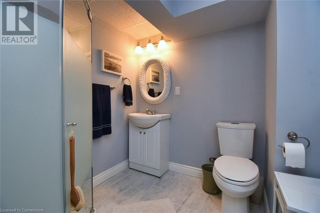 733 ASHLEY AVENUE Image 30