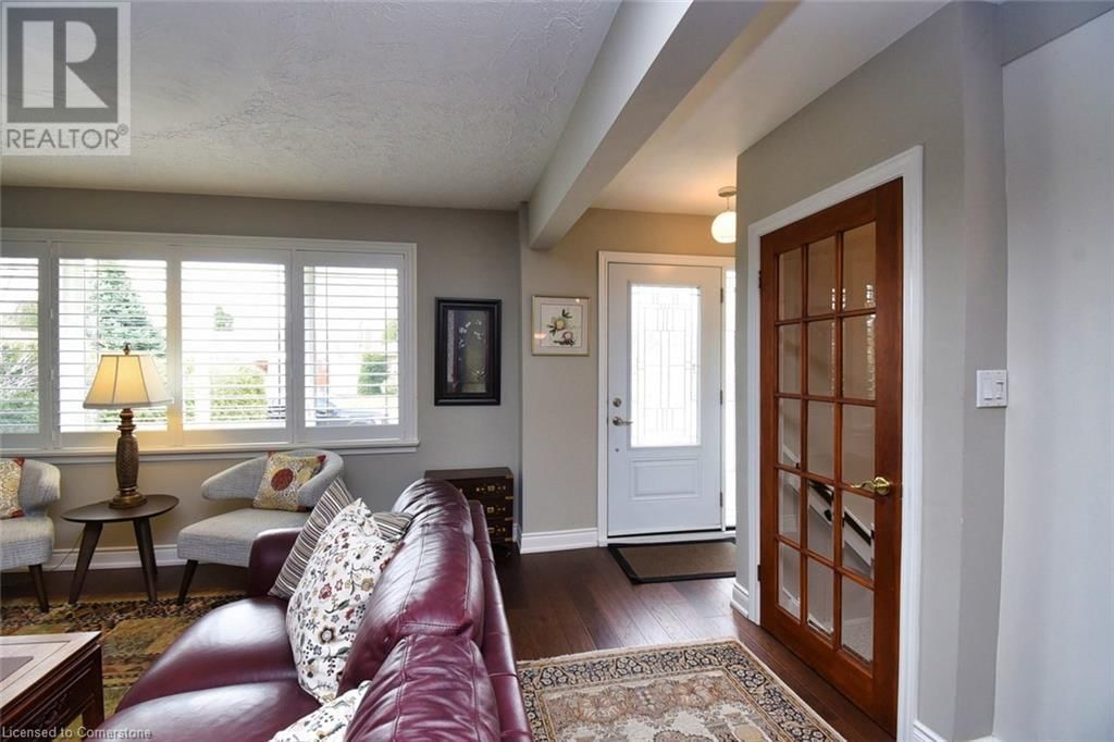 733 ASHLEY AVENUE Image 6
