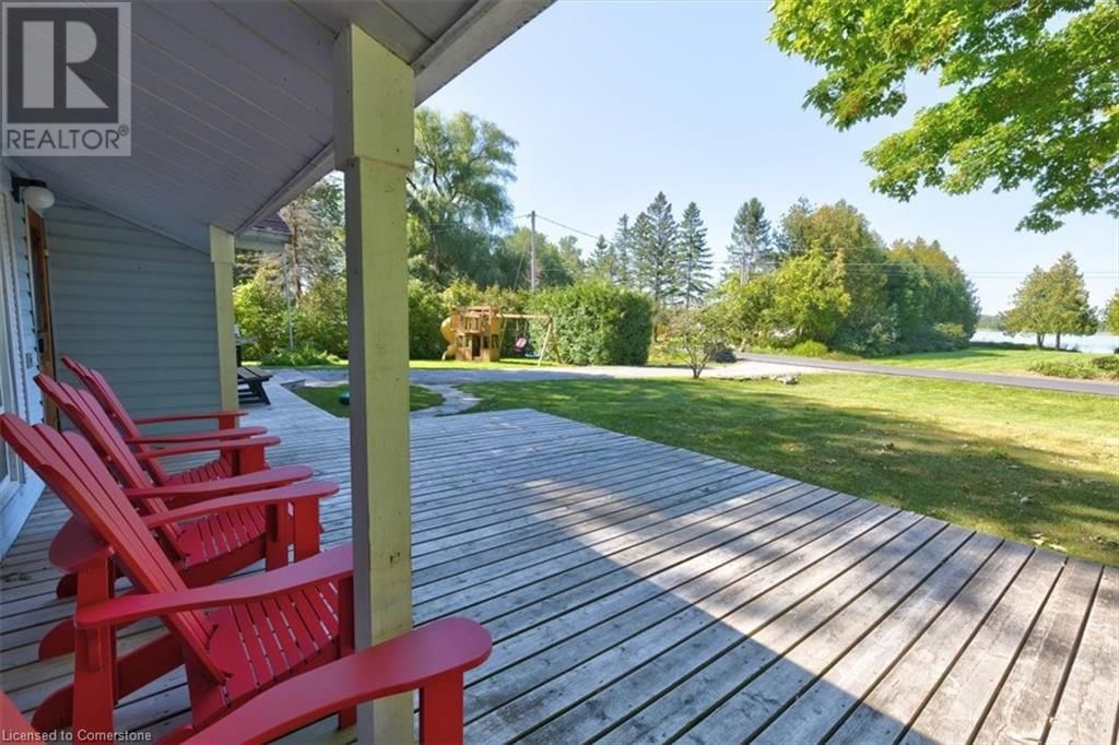 38 MACPHERSON CRESCENT Image 23