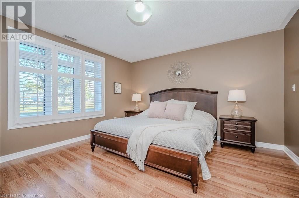 105 - 443 CENTENNIAL FOREST DRIVE Image 22